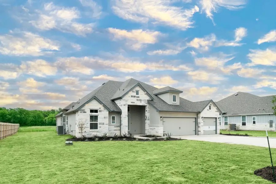 Home on a large lot in Northfork, Liberty Hill, Texas