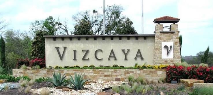 Vizcaya entrance sign in Round Rock, Texas